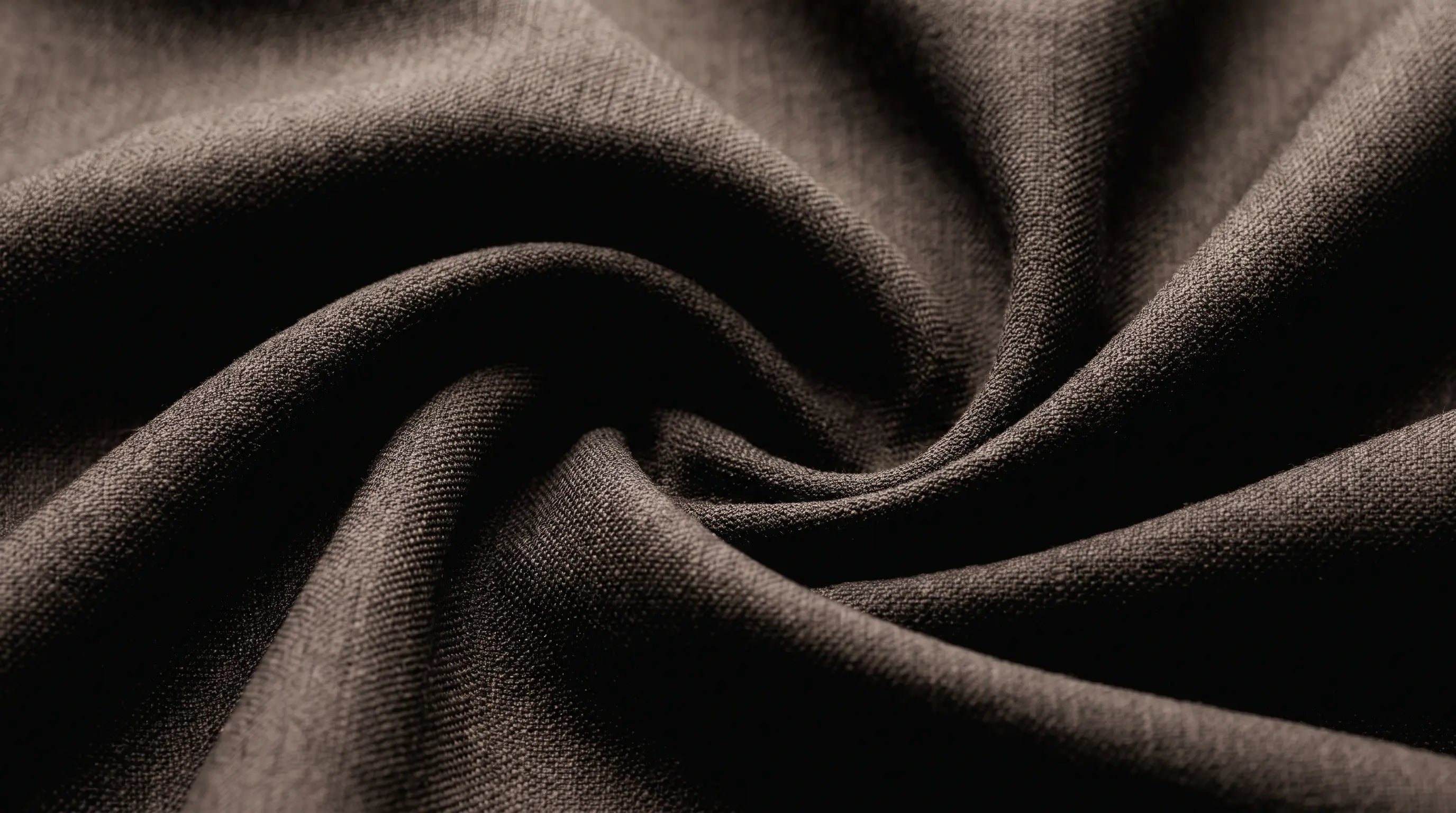 Quel tissu pour un tailleur femme : bien le choisir