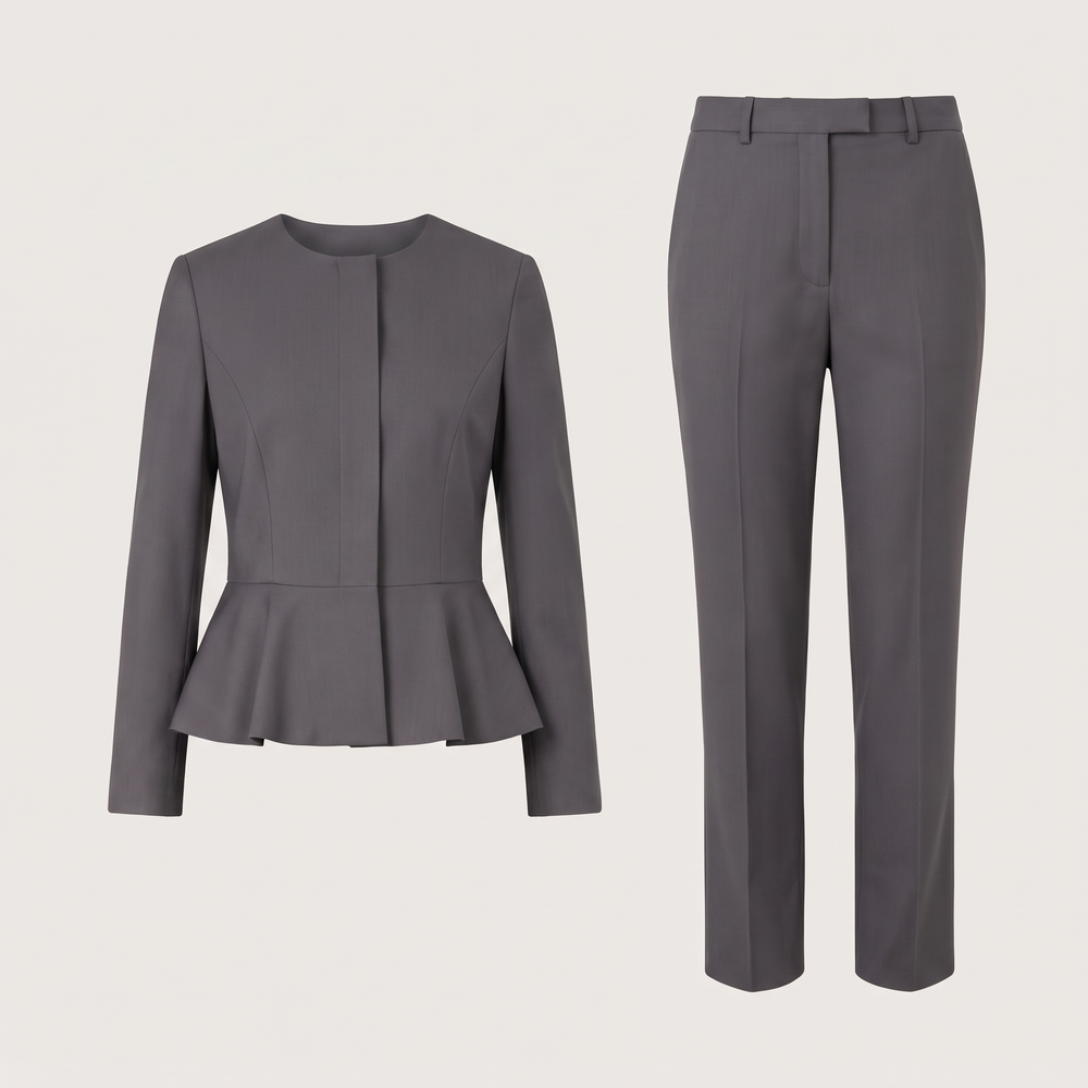 Ensemble tailleur pantalon femme Aurélia gris, veste à basque, vue de face - Lonamy