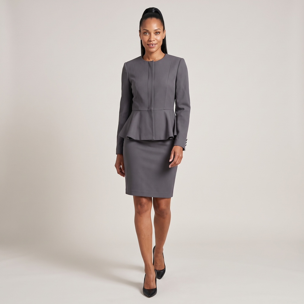 Ensemble tailleur femme Ottilie gris porté de face, silhouette complète - Lonamy