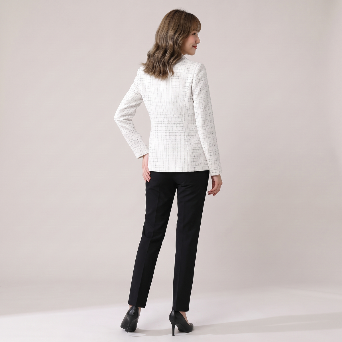 Veste tailleur tweed blanche à carreaux célia